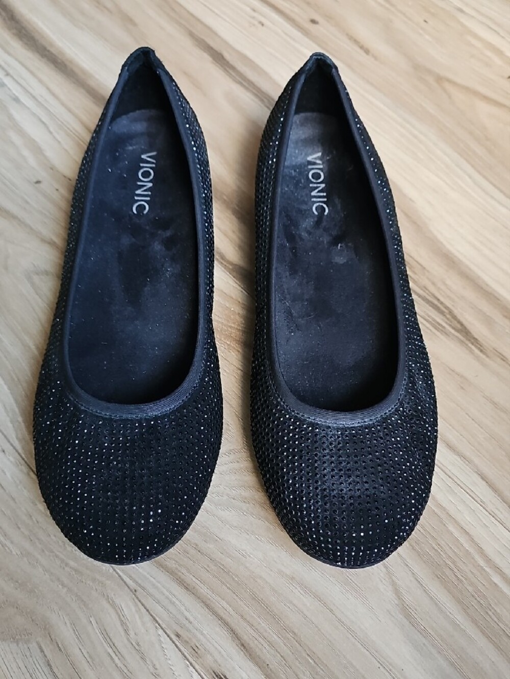 Vionic Black Crystal-Embellished Ballet Flats